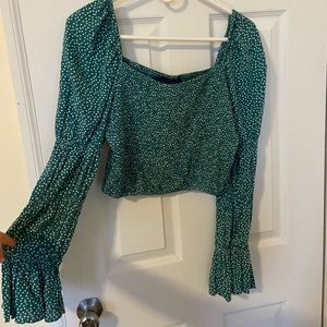 Long sleeve crop top